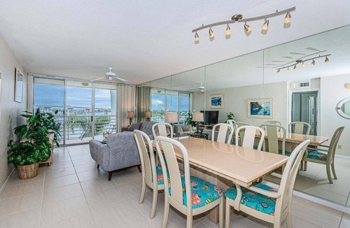 Isla del Sol Condo | Waterfront 2BR condo in St. Petersburg with balcony, pool, and hot tub.