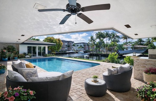 Landings House | Waterfront 4100sf 5-bedroom house in beautiful Fort Lauderdale, pool & 250' dock