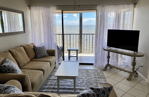 Titusville Condo | Waterfront Condo, Launch Views, Short-Term, Corporate, Seasonal, Monthly Rental