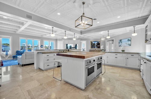 East Fort Lauderdale House | Waterfront Estate with Pool and Dock
