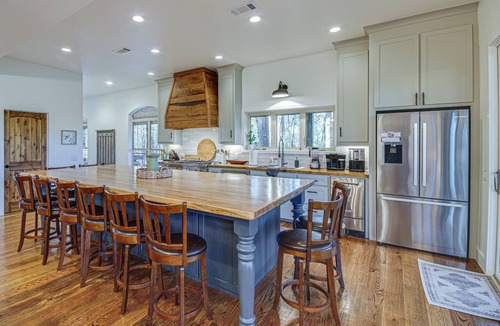 Tougaloo House | Waterfront Home w/3 Decks, Fire Pits and Hot Tub!