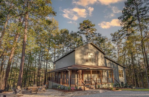Tougaloo House | Waterfront Home w/3 Decks, Fire Pits and Hot Tub!