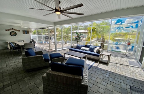 Homosassa House | Waterfront Oasis with Private Dock & Huge Patio – Minutes to the Springs!