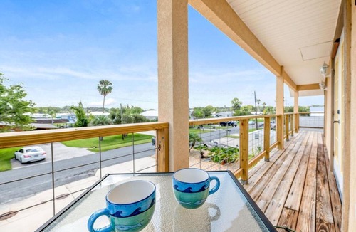 Welaka House | Waterfront St Johns River near springs with boat dock and water sports