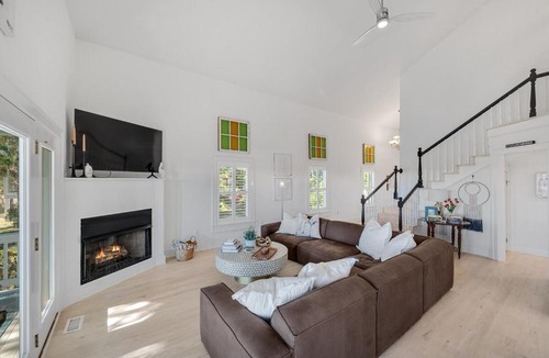 Meridian House | Waterfront Vacation Rental in Darien, GA - Private Hot Tub & Dock