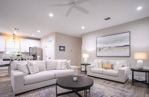 Waveland House | Waveland Beach Cottage A
