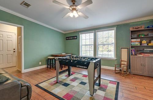Weeki Wachee Gardens House | Weeki Wachee Family Getaway: Canal-Front Home