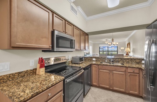 Bonita Springs Condo | Welcome to DayBreak🌴Resort Living - Golf⛳Tennis🎾 Pools, Fitness and More!