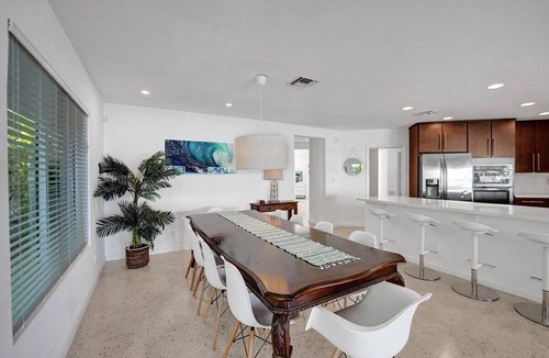 Dolphin Isles House | Welcome to your own private oasis at this enchanting Fort Lauderdale retreat!