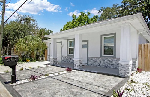 East Tampa House | Welcoming 4-bedroom house with AC in vibrant Tampa