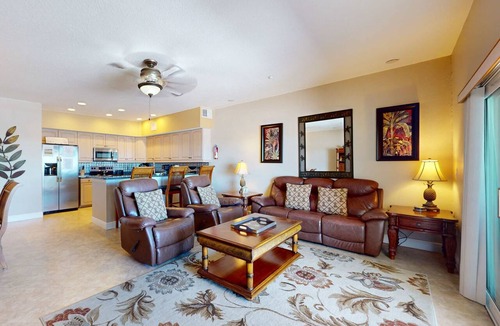 Independence Square Condo | Welcoming Gulf front condo with pool and hot tub direct beach access
