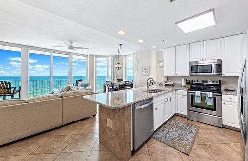 Gulf Shores Condo | West Corner Luxury w/Spectacular Views!