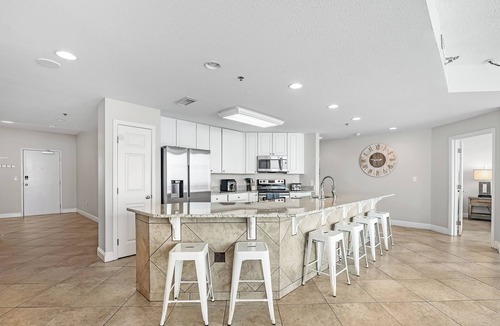 Gulf Shores Condo | West Corner Penthouse 4/4 + Large Bunk Rm-Sleeps 12-14