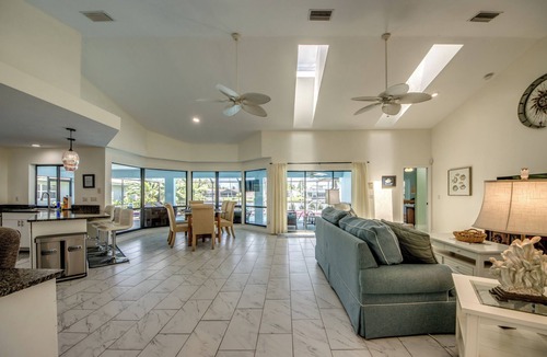 Caloosahatchee House | Wide Water Views, Hot Tub, Heated pool! 75 reviews.Villa 27