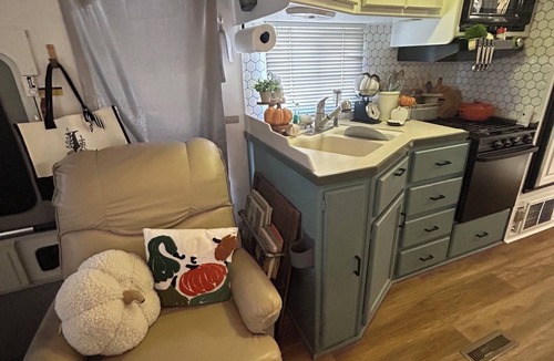 Biloxi House | Wonderful 1-bedroom recreational vehicle with AC
