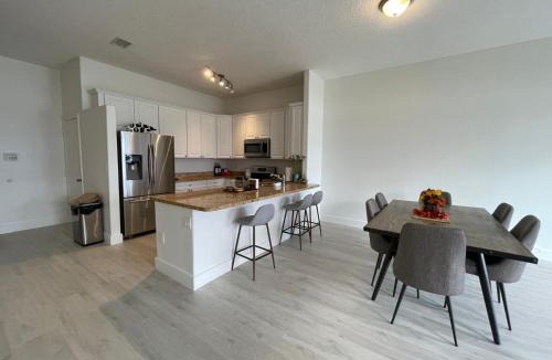 Ives Estates Apartment | World Cup Stay Near Hard Rock & FREE Airport Ride