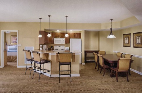 Lake Buena Vista Resort | Wyndham Bonnet Creek - Pools, Dining, Mini Golf - 2BR Deluxe