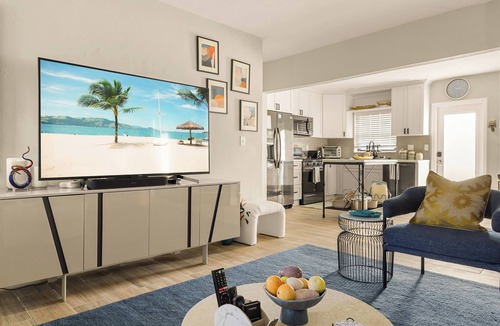Buena Vista House | Wynwood Art Deco House – Stylish, Relaxing & Full of Personality