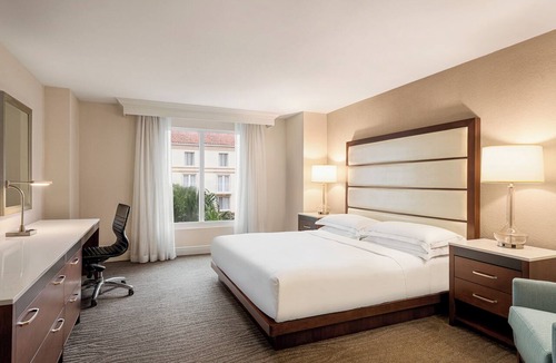 Park Shore Hotel | Your Favorite Part of the Trip Might Be This Stay! Outdoor Pool, Free Parking!