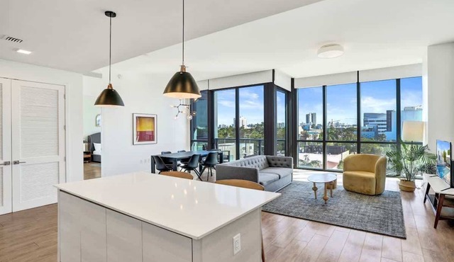 17WEST Spacious 2BR Apartment with Balcony 411