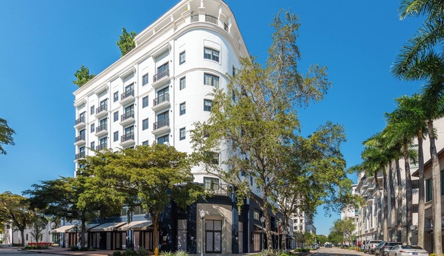 1BR Suite with Oversized Private Patio at The Avenue Coral Gables