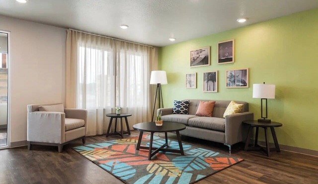 2 Budget Rooms Near Cocoa Beach & Kennedy Space Center for Great Stays