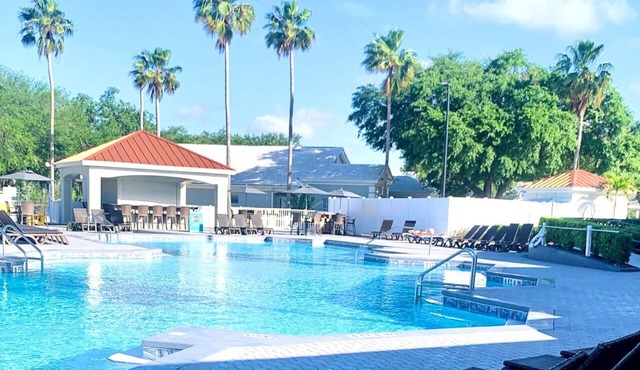 2 Welcoming Units for Your Next Weekend Escape w/Easy Outdoor Pool Access