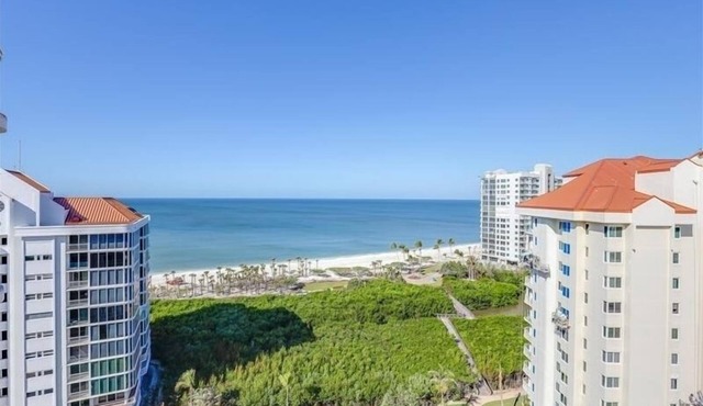 3 bedroom 12th floor beachfront condo - CL1204