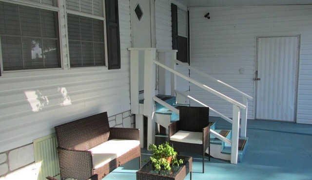3 Bedroom Home, Lots of Room Pools, golf course, Fishing Pier and Private Beach.