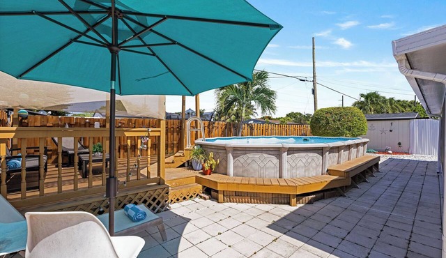 3-bedroom house in phenomenal Pompano Beach with nice relaxing pool with gazebo