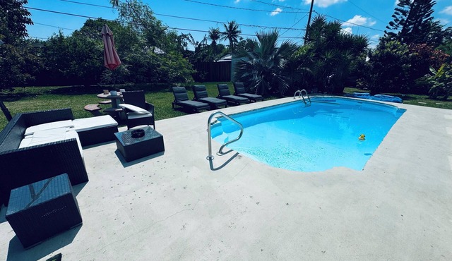 3-bedroom house in lovely Cutler Bay with AC and comfort