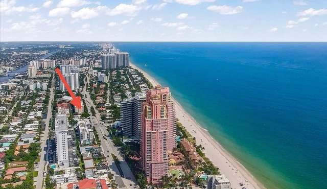 3 Casitas-walk-to-Beach-6BR/6BA-Central-AC-Yard-Games-Sleeps 16+