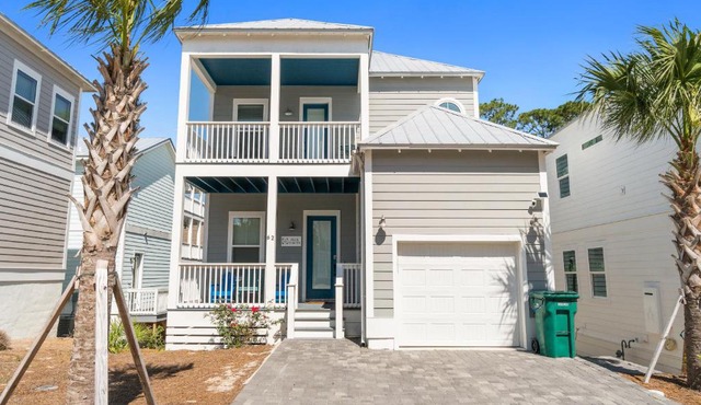 30A Pet Friendly Beach House - The Charming Blue Haven by Panhandle Getaways