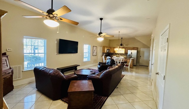 “3bdrm Barn Apt” @ Sunset Pointe in Lincoln