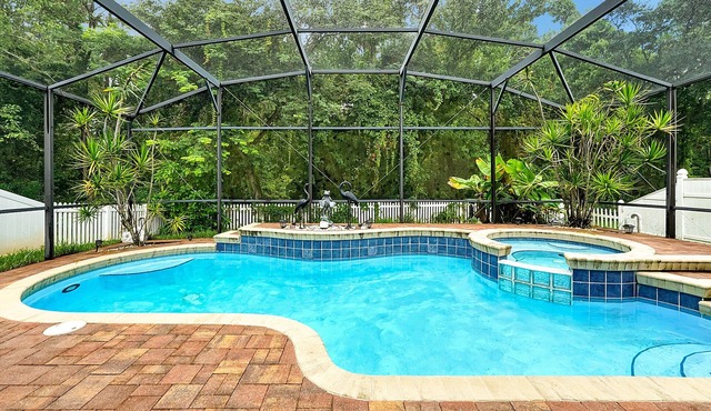 3BR Heated Pool+Spa | Movie Room | Pet-Friendly