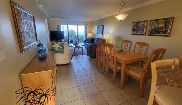 3rd Floor North Hutchinson Island Condo Steps From the Beach in Fort Pierce