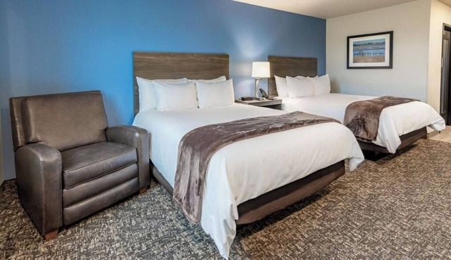 4 Pet-friendly Units with Kitchen | 4.5 Mi to Military Heritage Museum