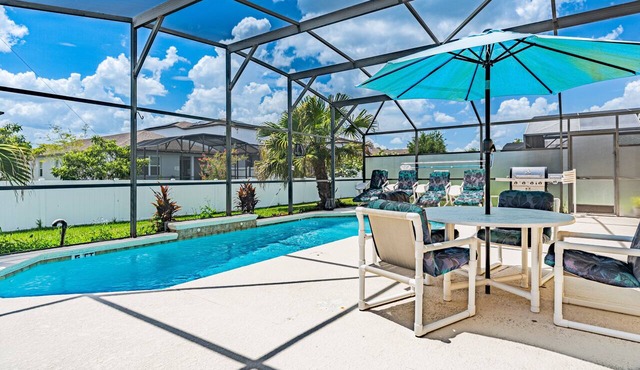 4BR Villa, South-Facing Pool Near Disney