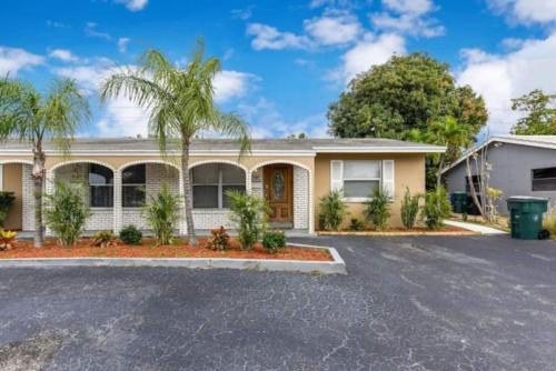 5140 Duplex by Dream Vacation