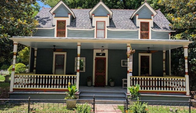 66 Center Main House in Eureka Springs