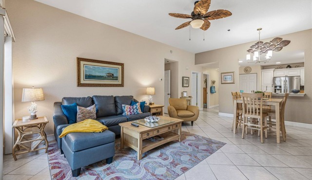 A private beachfront condo just steps from beach in Indian Rocks Beach