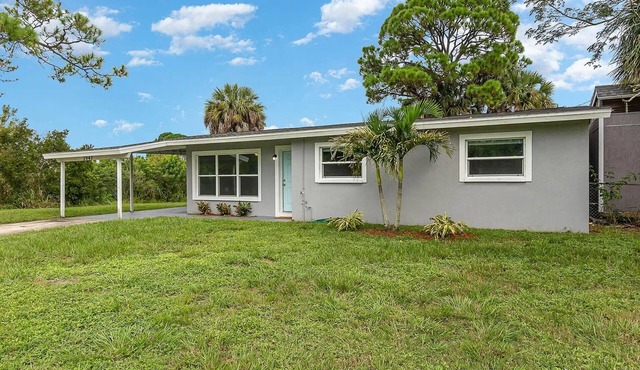 A quiet, private, and secluded home near Orlando, Viera and the Beach!