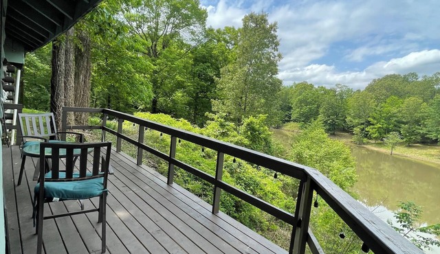 Alice Moseley's Plum Point Retreat @ Enid Lake in Pope