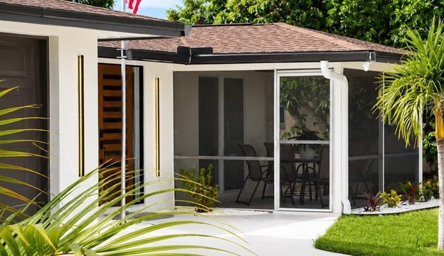 ALL NEW MODERN 3-BED 2-BATH SWIMMING POOL HOUSE IN VENICE 6 BEACHES NEARBY