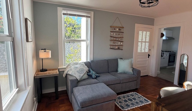 Antique Row Retreat