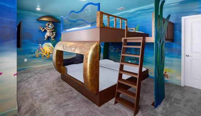 Aquatic Adventure| Beach Retreat w Pvt Pool, Casino, Theater, Ocean Themed BR