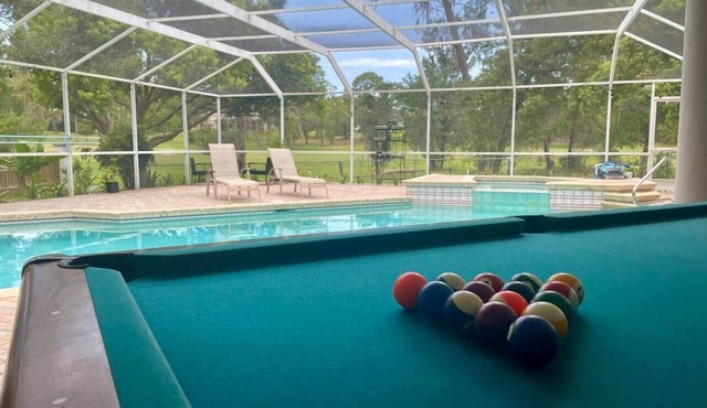 Attached Private GuestHouse- Fenced Yard in Spring Hill