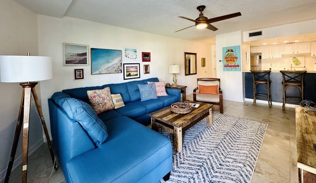 Awesome Waterfront Condo on Pensacola Beach - Walking Distance to Boardwalk