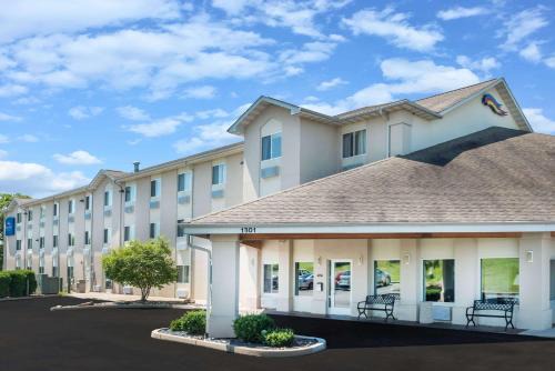 Baymont by Wyndham Rolla in Rolla