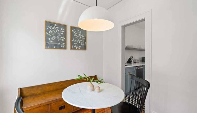 Bayshore One Bedroom Luxe – The Adaline